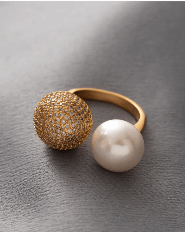 Spheria Ring